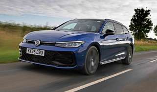 Volkswagen Passat - main image